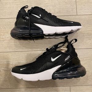 NIKE Air Max 270 Sneaker NEW